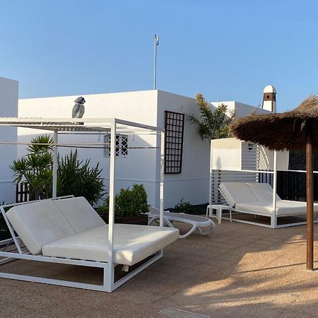 Apartamentos Livvo Coloradamar Playa Blanca  Exteriér fotografie