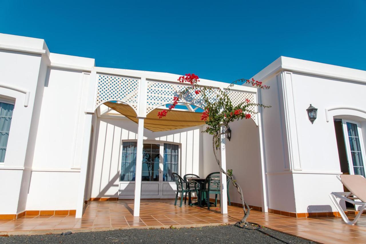 Apartamentos Livvo Coloradamar Playa Blanca  Exteriér fotografie