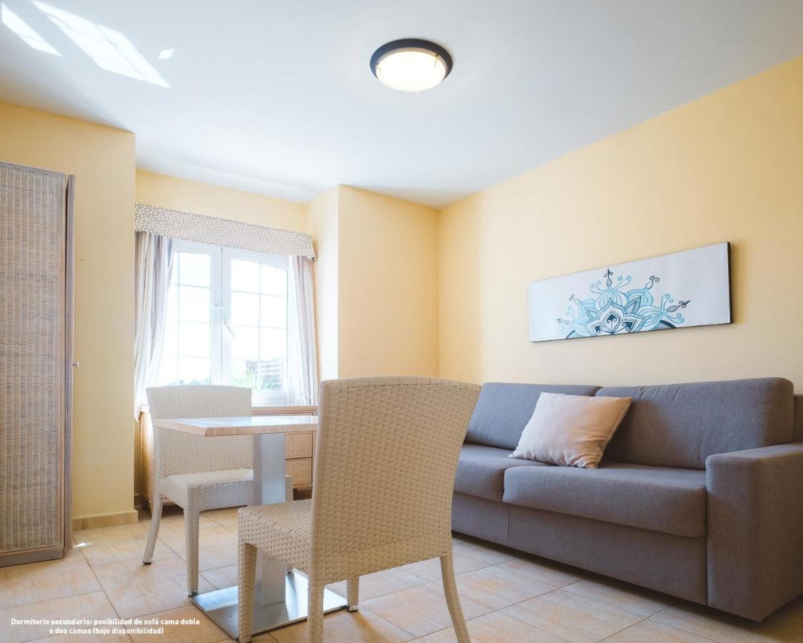 Apartamentos Livvo Coloradamar Playa Blanca  Exteriér fotografie