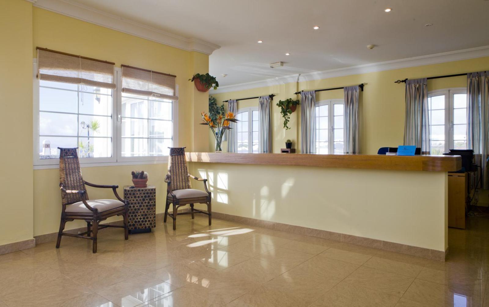 Apartamentos Livvo Coloradamar Playa Blanca  Exteriér fotografie