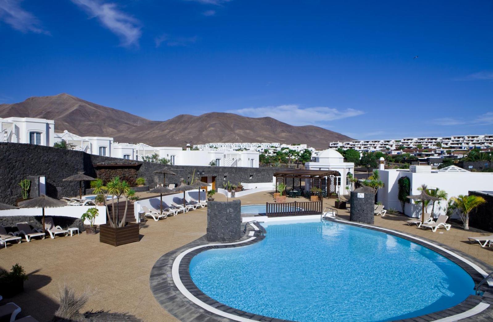 Apartamentos Livvo Coloradamar Playa Blanca  Exteriér fotografie
