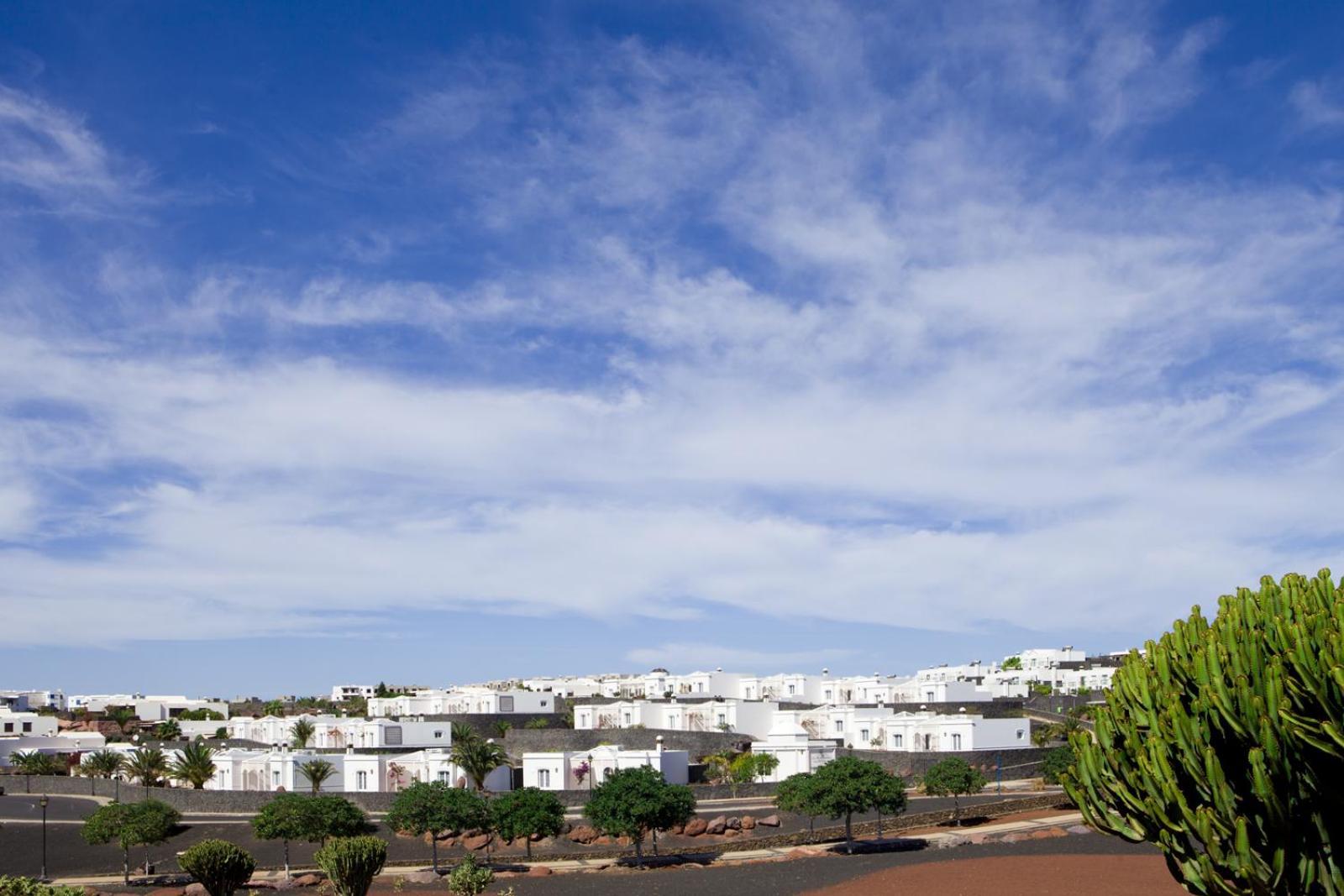 Apartamentos Livvo Coloradamar Playa Blanca  Exteriér fotografie